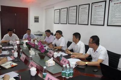东莞市世界莞商联合会执行会长方桂萍一行走访江苏商会